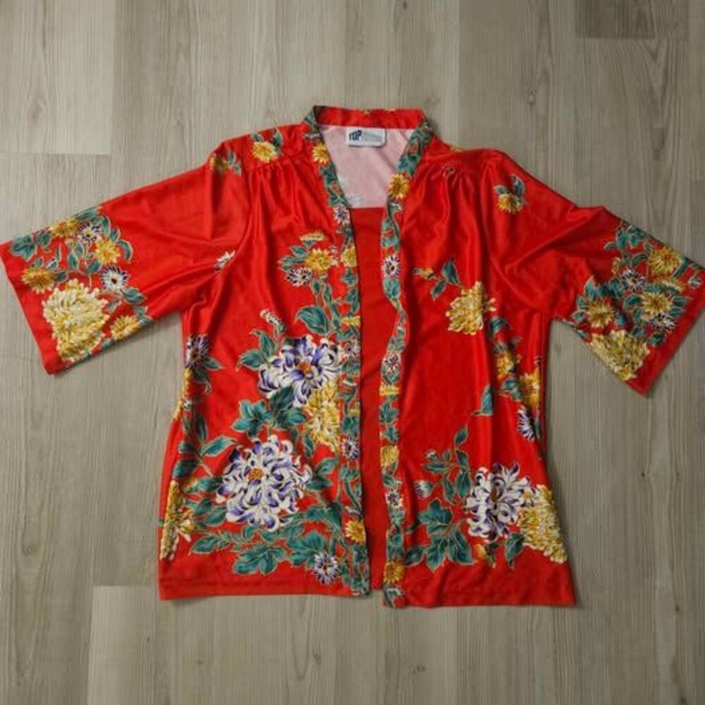 Vintage floral kimono style top, large